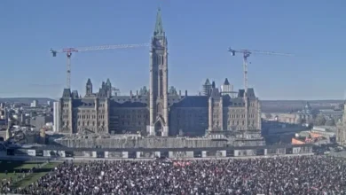تجمع آلاف المحتجين في العاصمة الكندية في أكبر مظاهرة تأييد للفلسطينيين